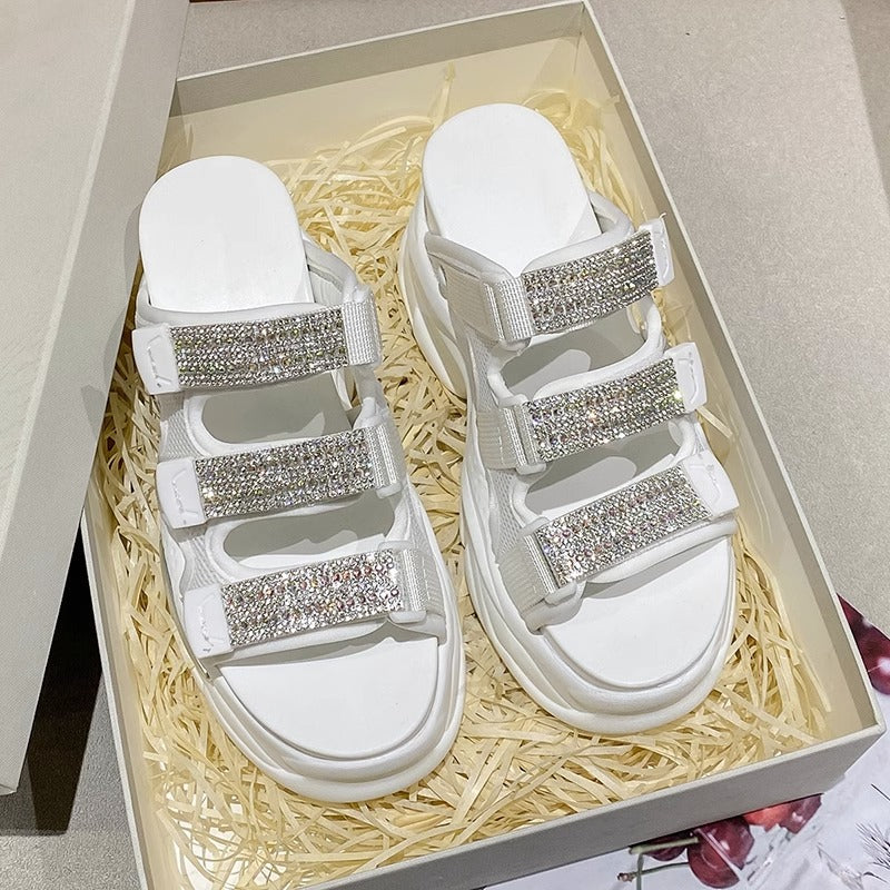 厚底グリッタースポーツサンダル