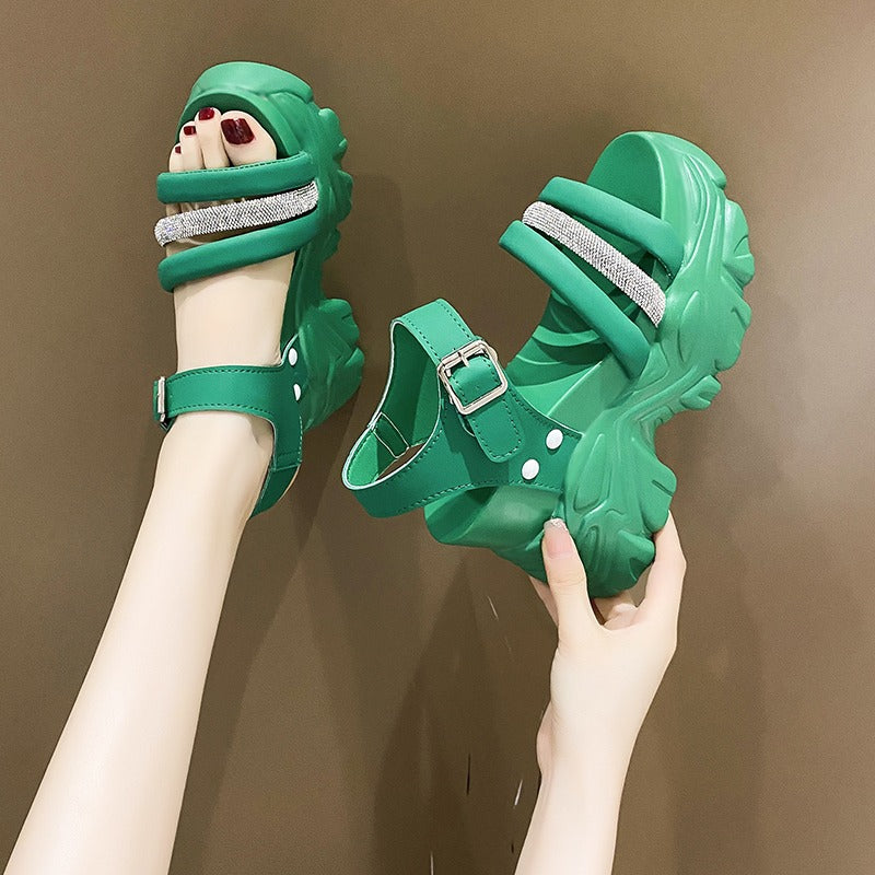 厚底トリプルベルトサンダル