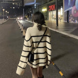 タートルネックボーダービッグニット