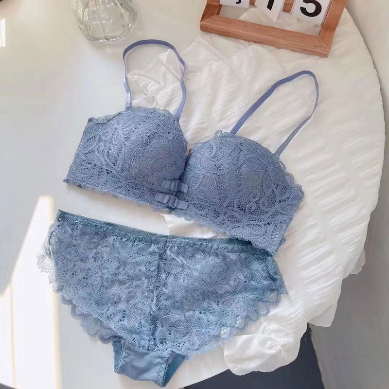 +2UPフロントホックレースブラ&ショーツ