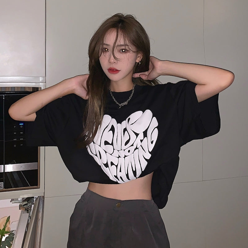 ハートグラフィックTシャツ