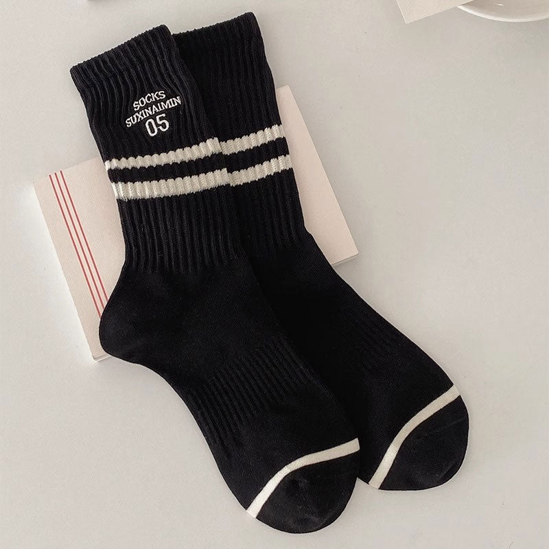 ナンバーリブラインロゴソックス