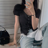 デコルテラインボタントップス