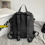 バックルナイロンリュック