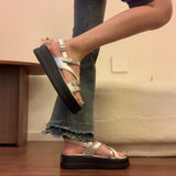 スキニーストラップサンダル