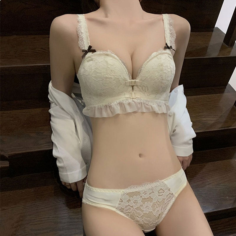 プッシュアップペプラムブラ&ショーツSET