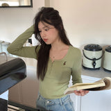 ボタンネックラビットロンT