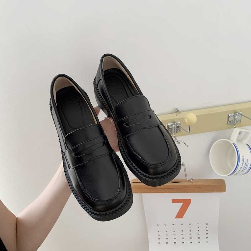 クラシックハイヒールローファー