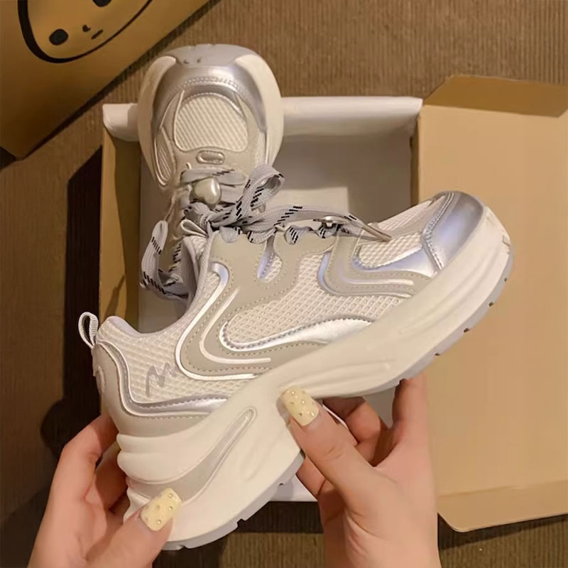 モチーフストリングスニーカー