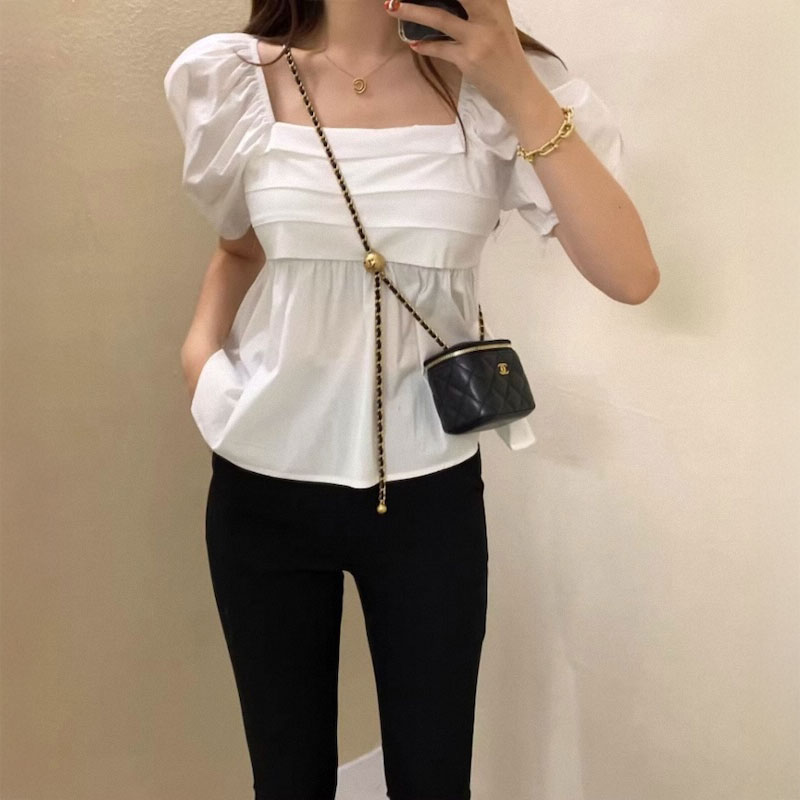 パフペプラムスクエアネックトップス