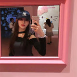 サテンエンブレムキャップ