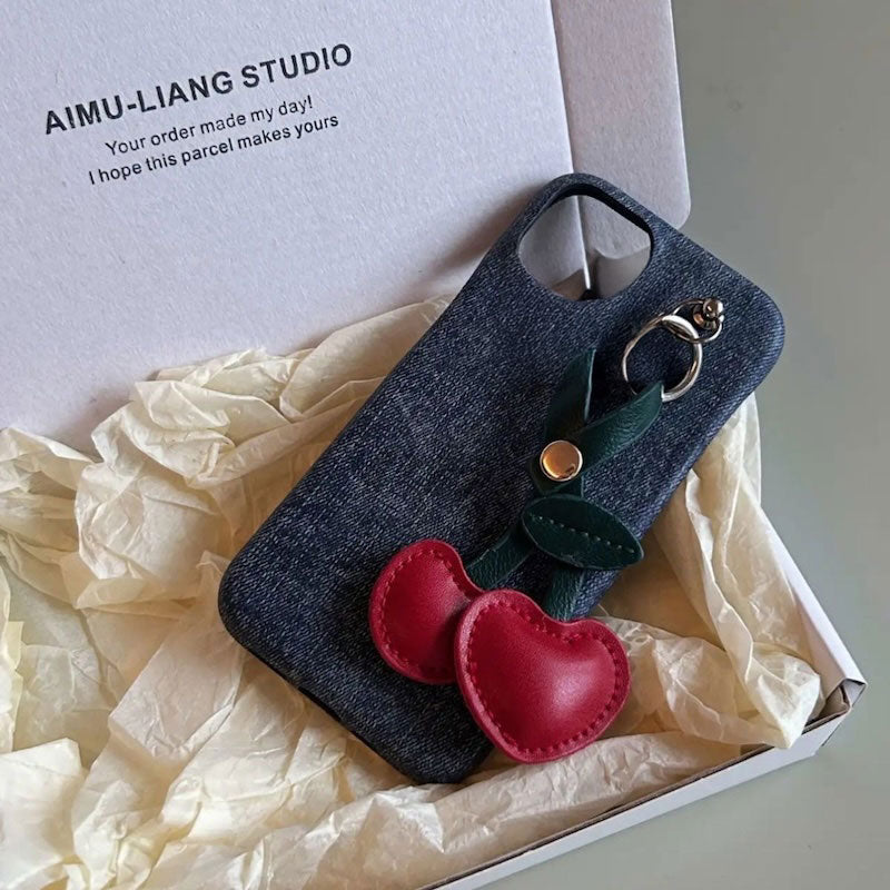 チェリーチャームレザーiPhoneケース