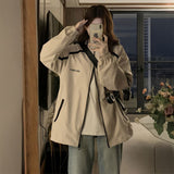 スポーツカジュアルウィンドブレーカー