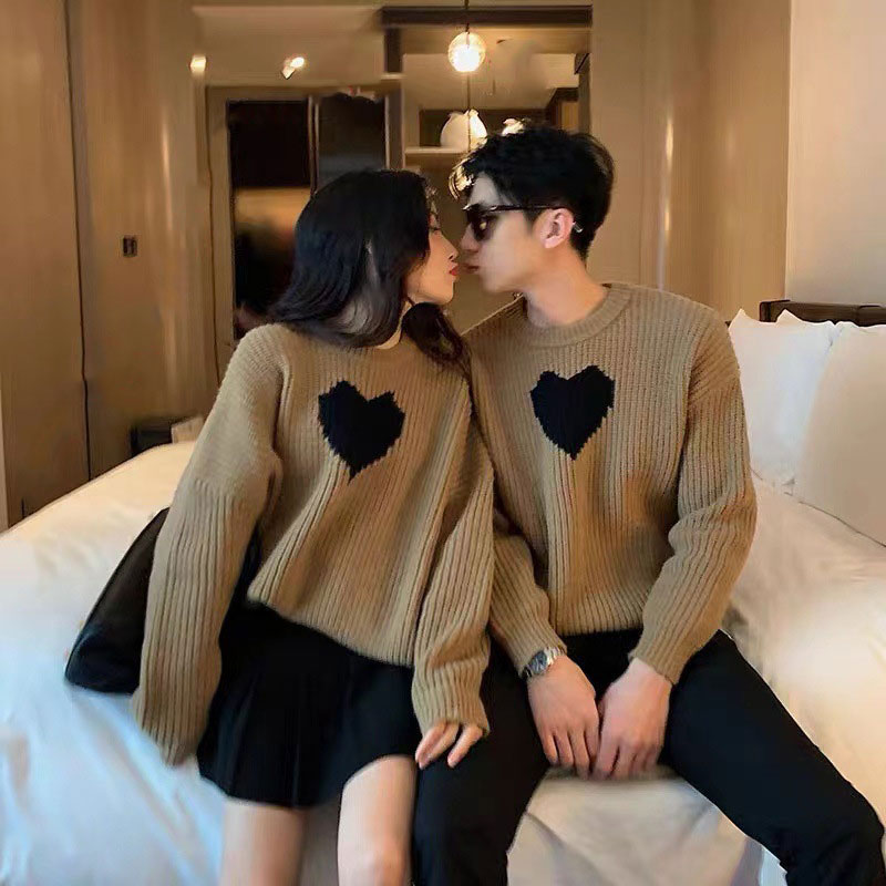 ユニセックスダークラブニット