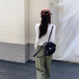 ボタンネックラビットロンT