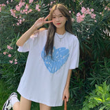 ハートグラフィックTシャツ