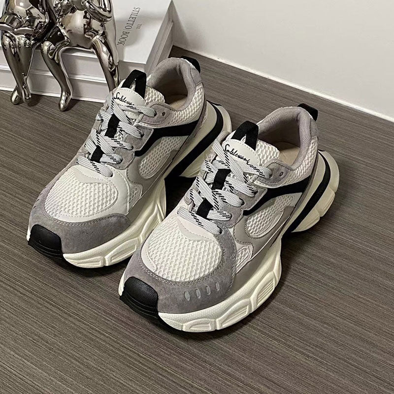 デイリーカジュアルデザインスニーカー