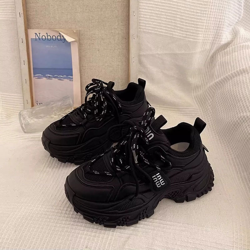 スモーキーガールズダッドスニーカー