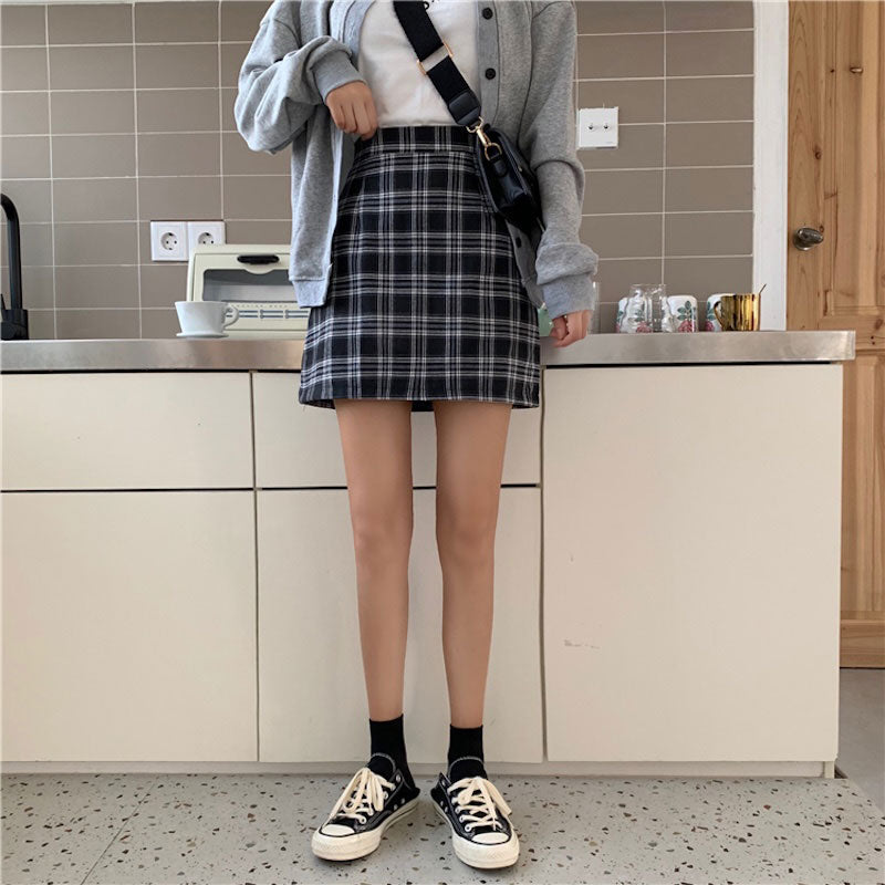 タータンチェックタイトスカート