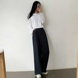 センタープレススタンダードパンツ