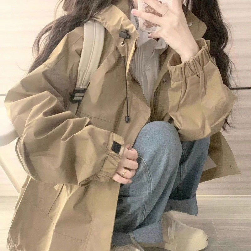 ハイネックライトマウンテンパーカー