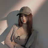 ロゴプレートヴィンテージキャップ