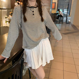 モノトーンボタンネックロンT