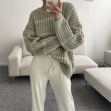 ボーダーリブルーズニット