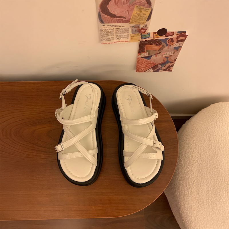 スキニーストラップサンダル