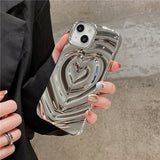 【iPhone17対応】メタルハートスプレッドiPhoneケース