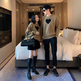 ユニセックスダークラブニット