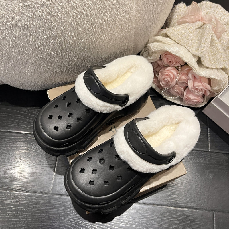 厚底ファーラバーサンダル