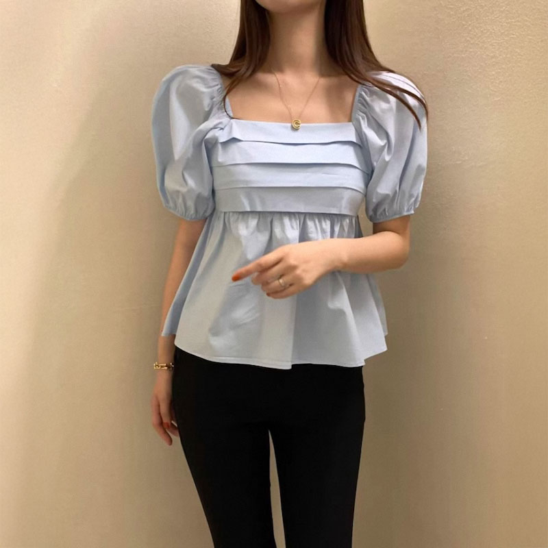 パフペプラムスクエアネックトップス