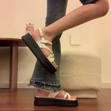 スキニーストラップサンダル