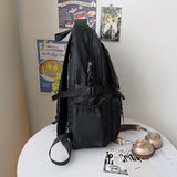 ダブルポケットバックルリュック