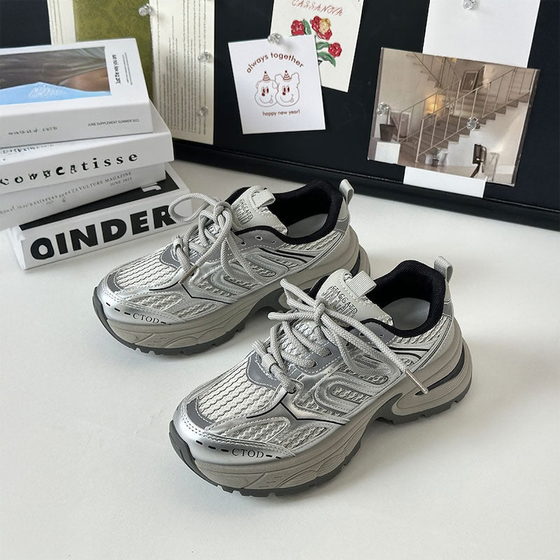 シルバーアクセントストリートスニーカー