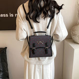 ドットリボンスクエアリュック