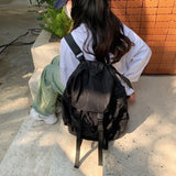 バックルナイロンリュック