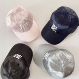 サテンエンブレムキャップ