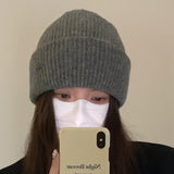 シルバーアクセントビーニー