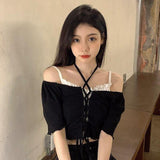 レースアップオフショルダートップス