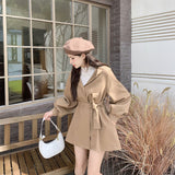 ウエストベルトフーディートレンチコート