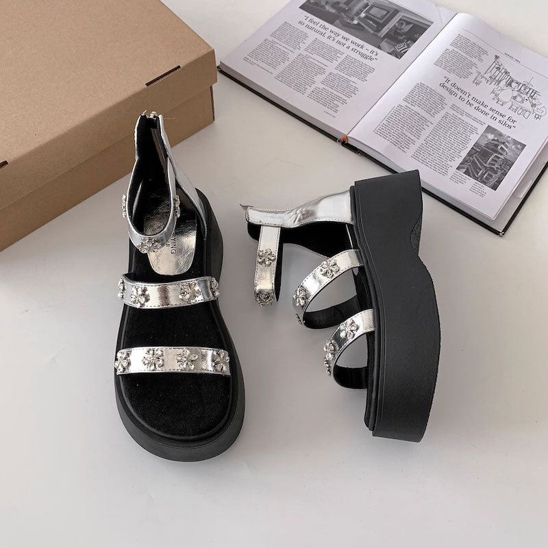 フラワービジューベルトサンダル