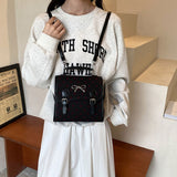 ドットリボンスクエアリュック