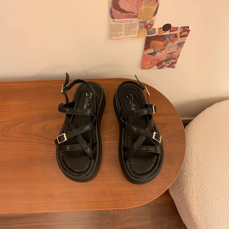 スキニーストラップサンダル