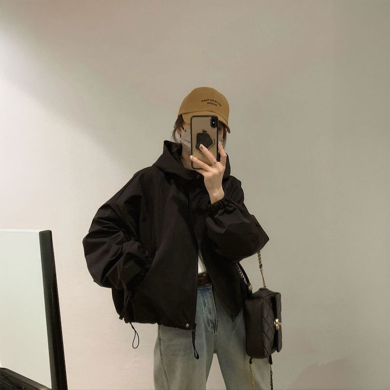 ジップハイネックウィンドブレーカー