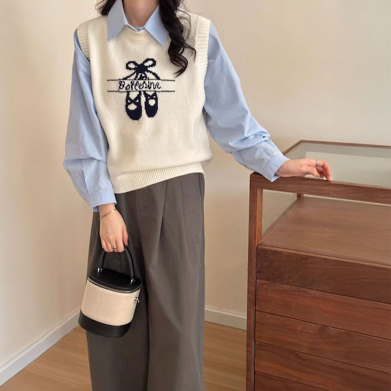 バレリーナニットベスト