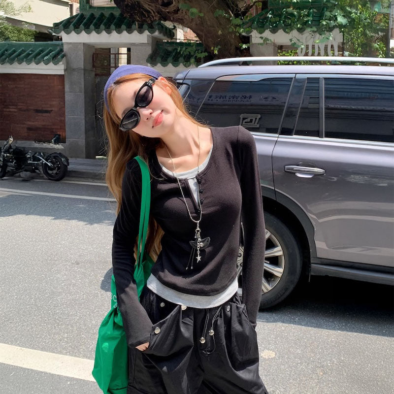 ボタンネックレイヤードロンT