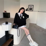 Vネックロゴスクールレイヤードニット