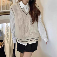 シンプルカラーニットベスト